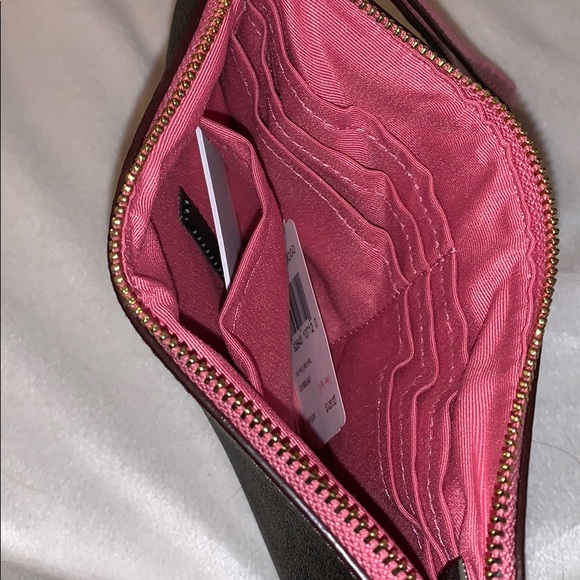 Coach wristlet - Picture 4 of 4